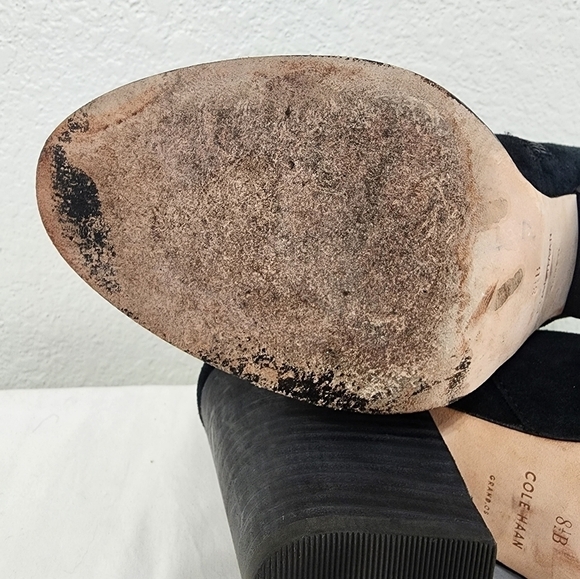 COLE HAAN MINNA BLACK SUEDE SIDE ZIP MINNA ANKLE BOOTIE SIZE 8.5 - Picture 10 of 16